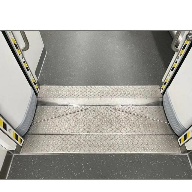 Non-slip Aluminum Pedal for Subway Passageway